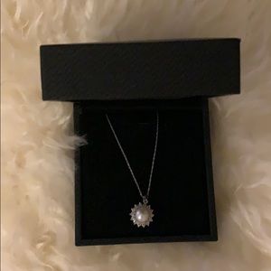 Pearl and diamond pendant necklace